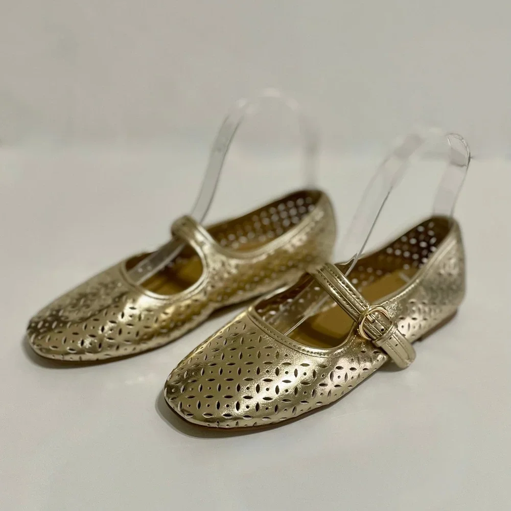 Girl's J. CREW Factory Perforated Metallic Mary Janes Shoes Buckles Party Size 4